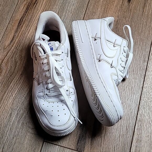Nike Air Force 1 '07 LX Women's Shoes Size 6.5 Style CT1990-100 - Picture 1 of 12